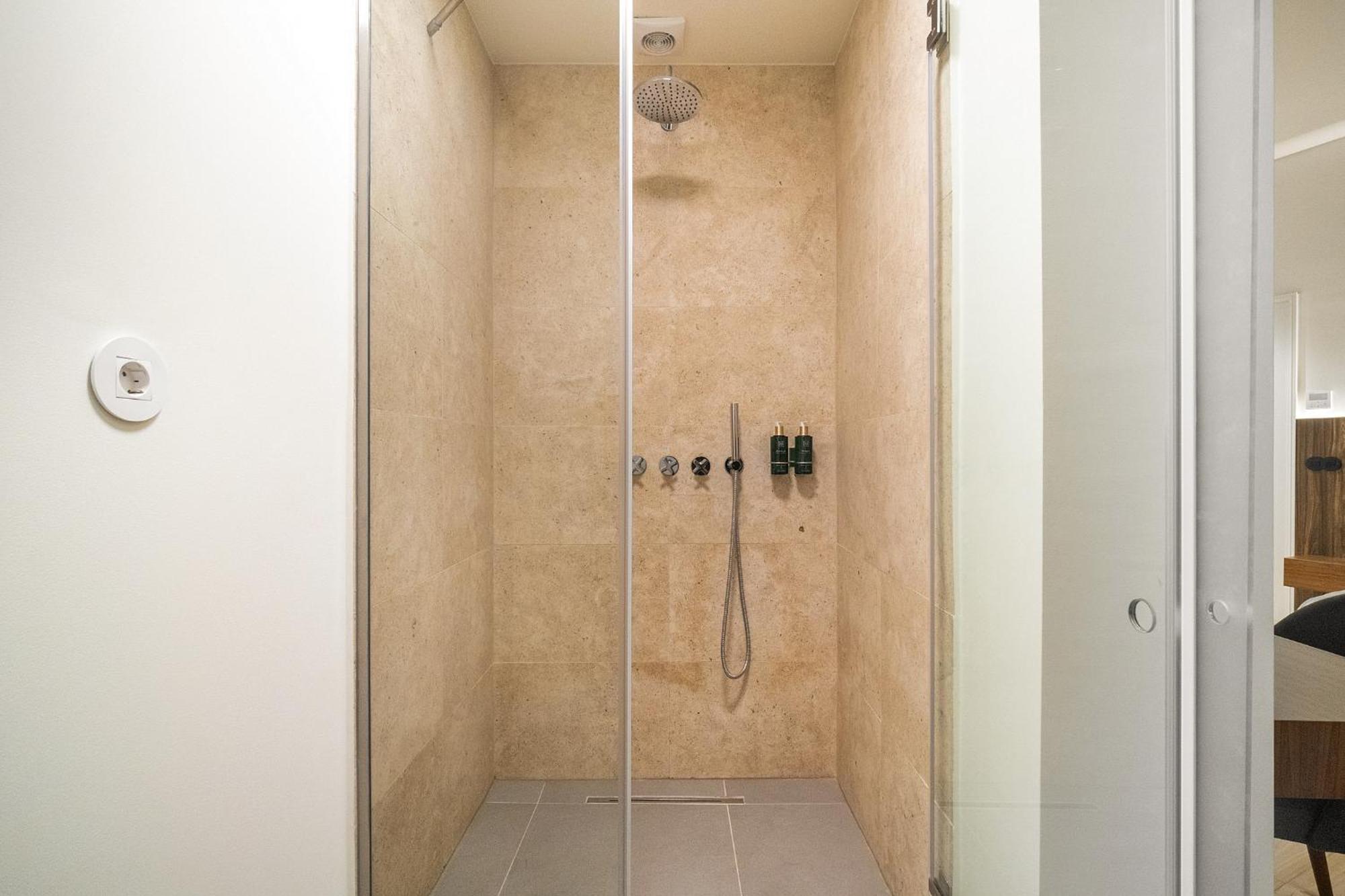 Whome A Rare Find In Lisbon's Prime Location! Apartamento