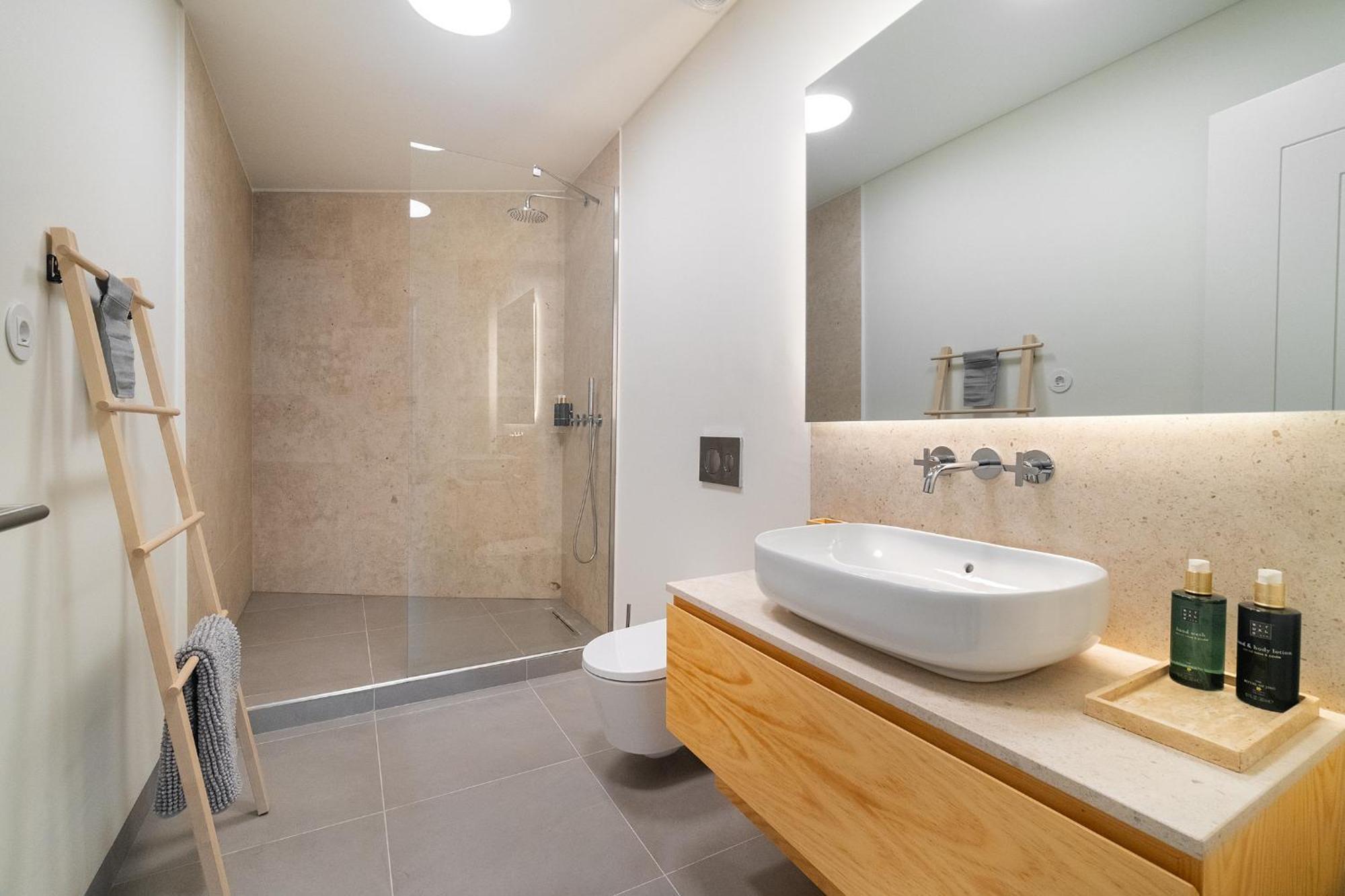 Apartamento Whome A Rare Find In Lisbon's Prime Location! *