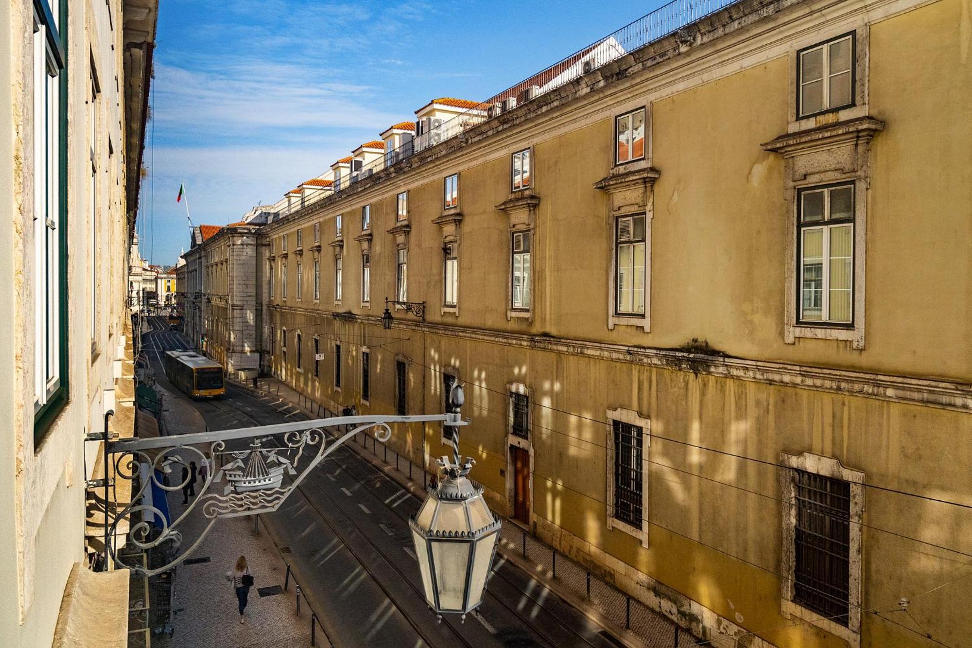 Apartamento Whome A Rare Find In Lisbon's Prime Location!