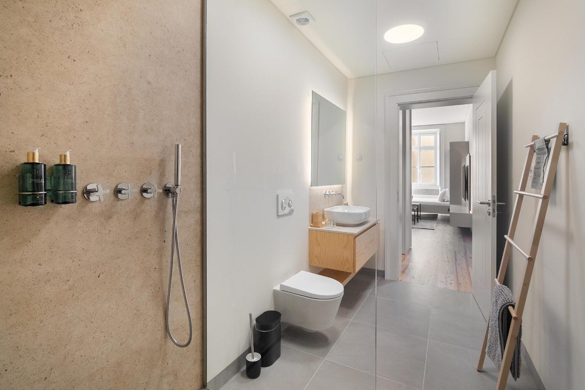 Apartamento Whome A Rare Find In Lisbon's Prime Location!